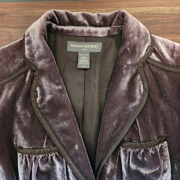 Vintage Banana Republic Purple Velvet Tie Front Top - Picture 9 of 10